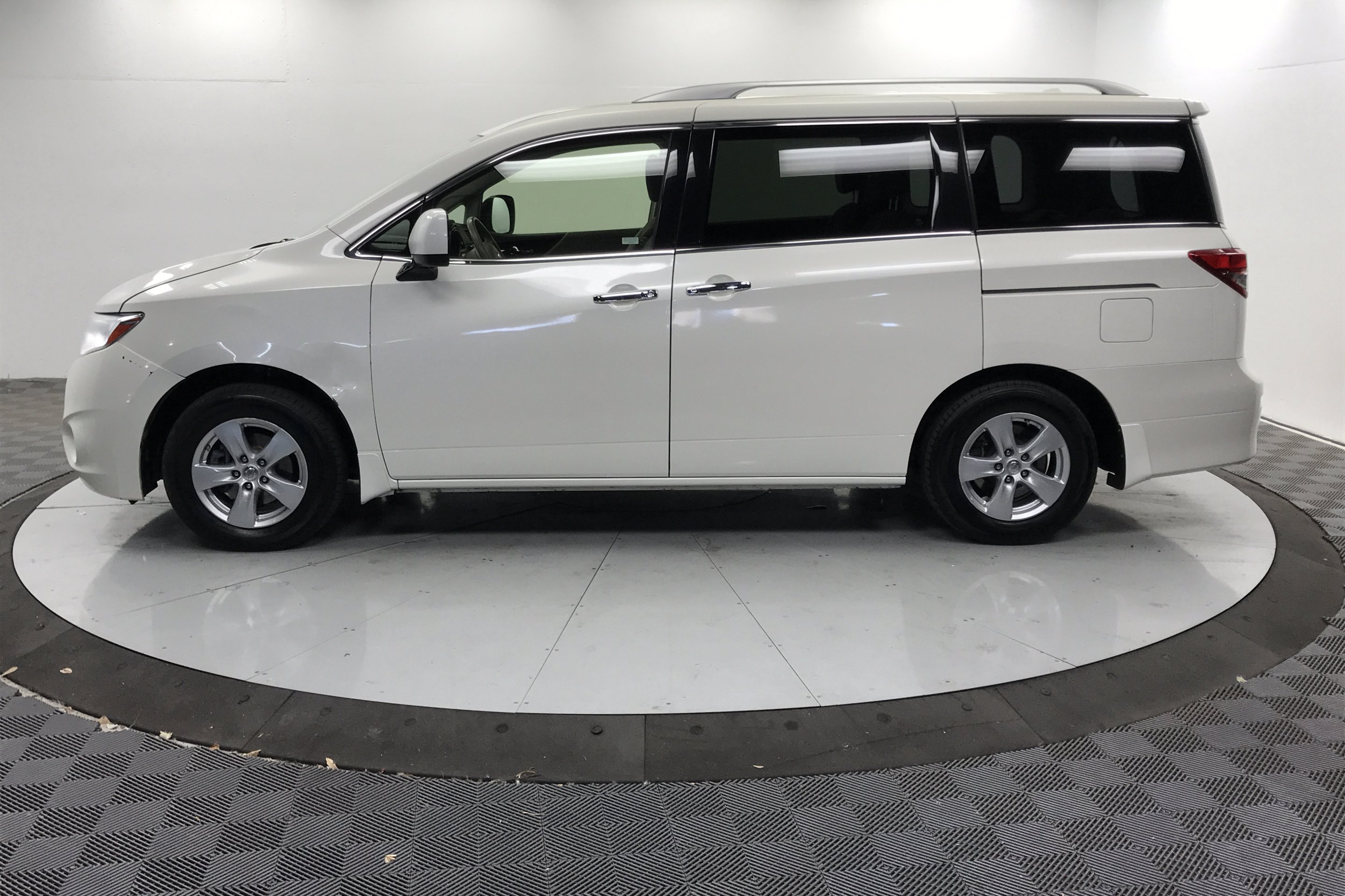 Pre-Owned 2015 Nissan Quest SV Mini-van, Passenger in St. George ...